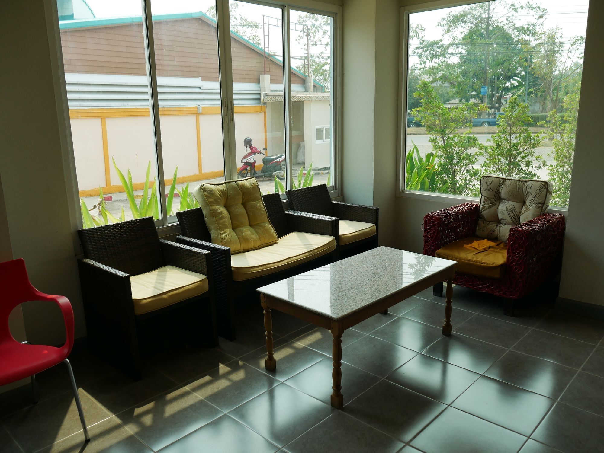 Pk Hotel Buriram Exterior photo